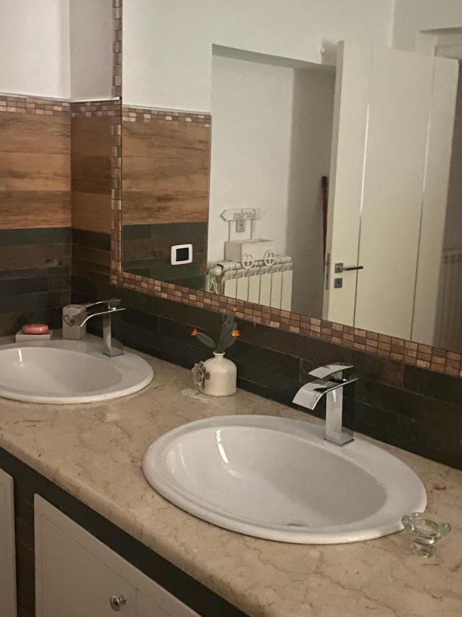 ויבו ואלנטיה מרינה B&B By Family L&G מראה חיצוני תמונה