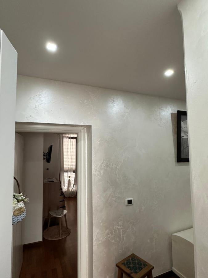 ויבו ואלנטיה מרינה B&B By Family L&G מראה חיצוני תמונה