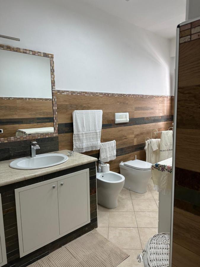 ויבו ואלנטיה מרינה B&B By Family L&G מראה חיצוני תמונה